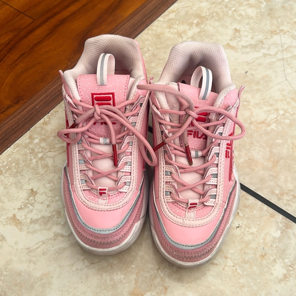 These are Fila Disruptor 2 sneakers